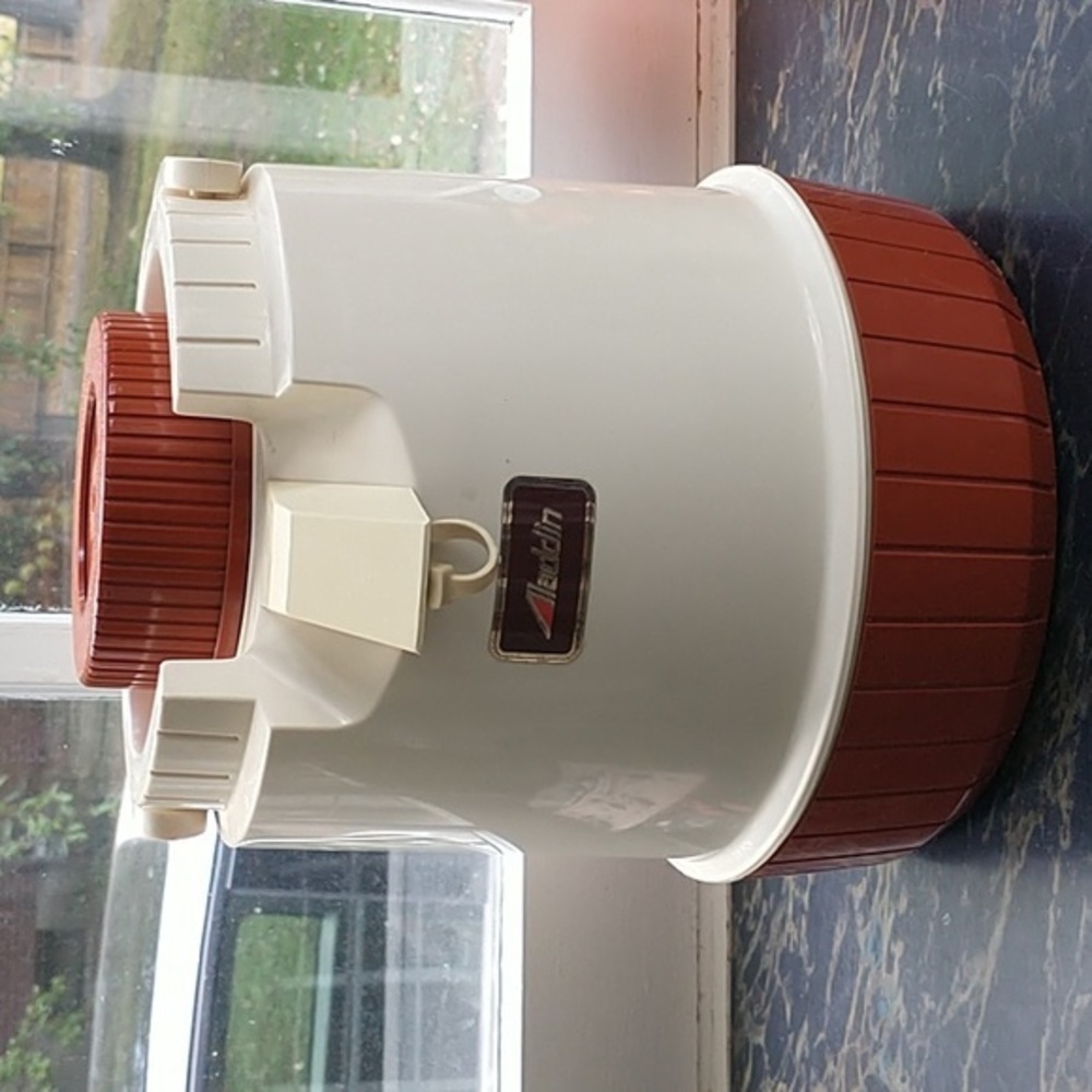 One Gallon Pump a Drink Jug Aladdin Thermos